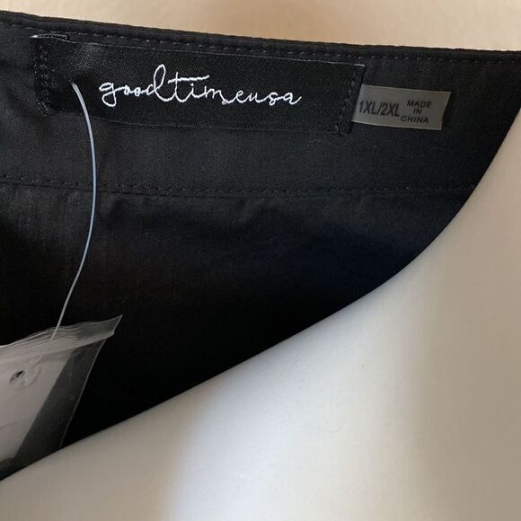 NWT Woman's Trust You Button Down Dress - Size 1X/2X - Picture 13 of 16